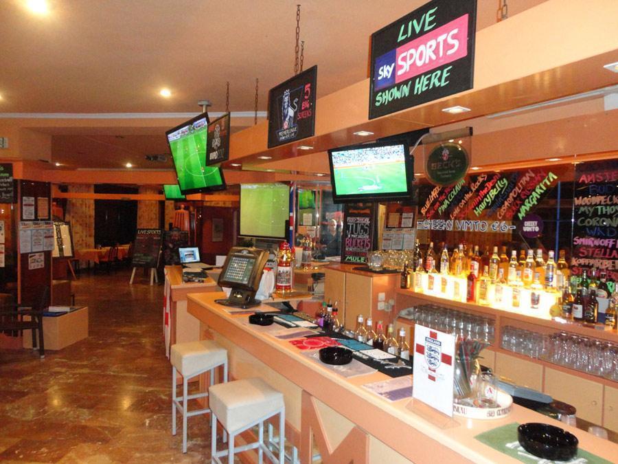 Morfeas Hotel 卡沃斯 外观 照片