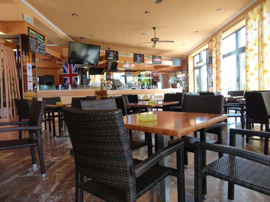 Morfeas Hotel 卡沃斯 外观 照片