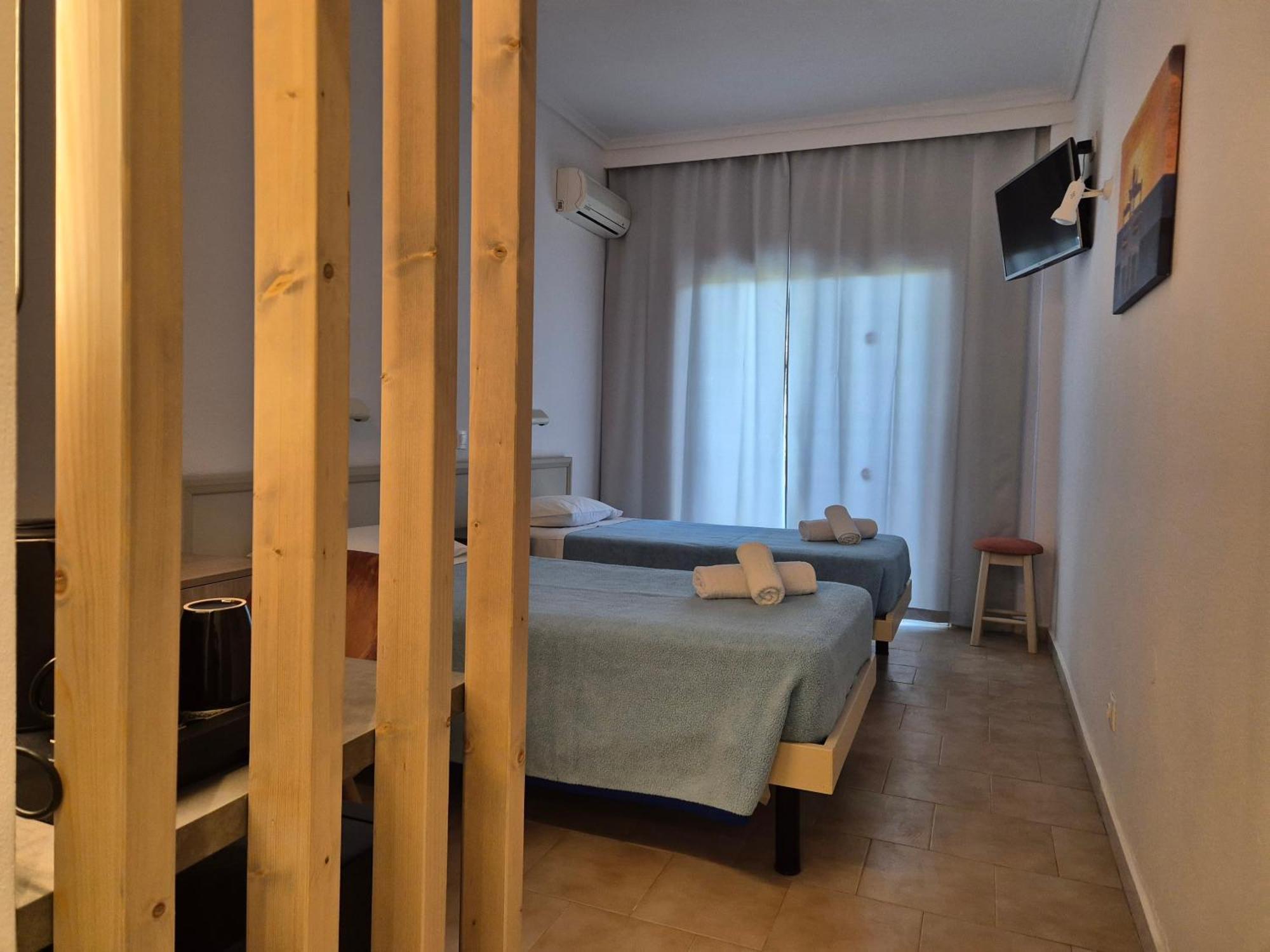 Morfeas Hotel 卡沃斯 客房 照片